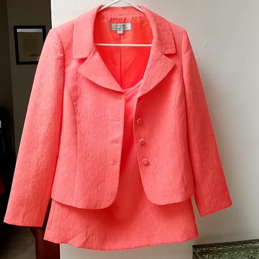 Tahari Skirt Suit